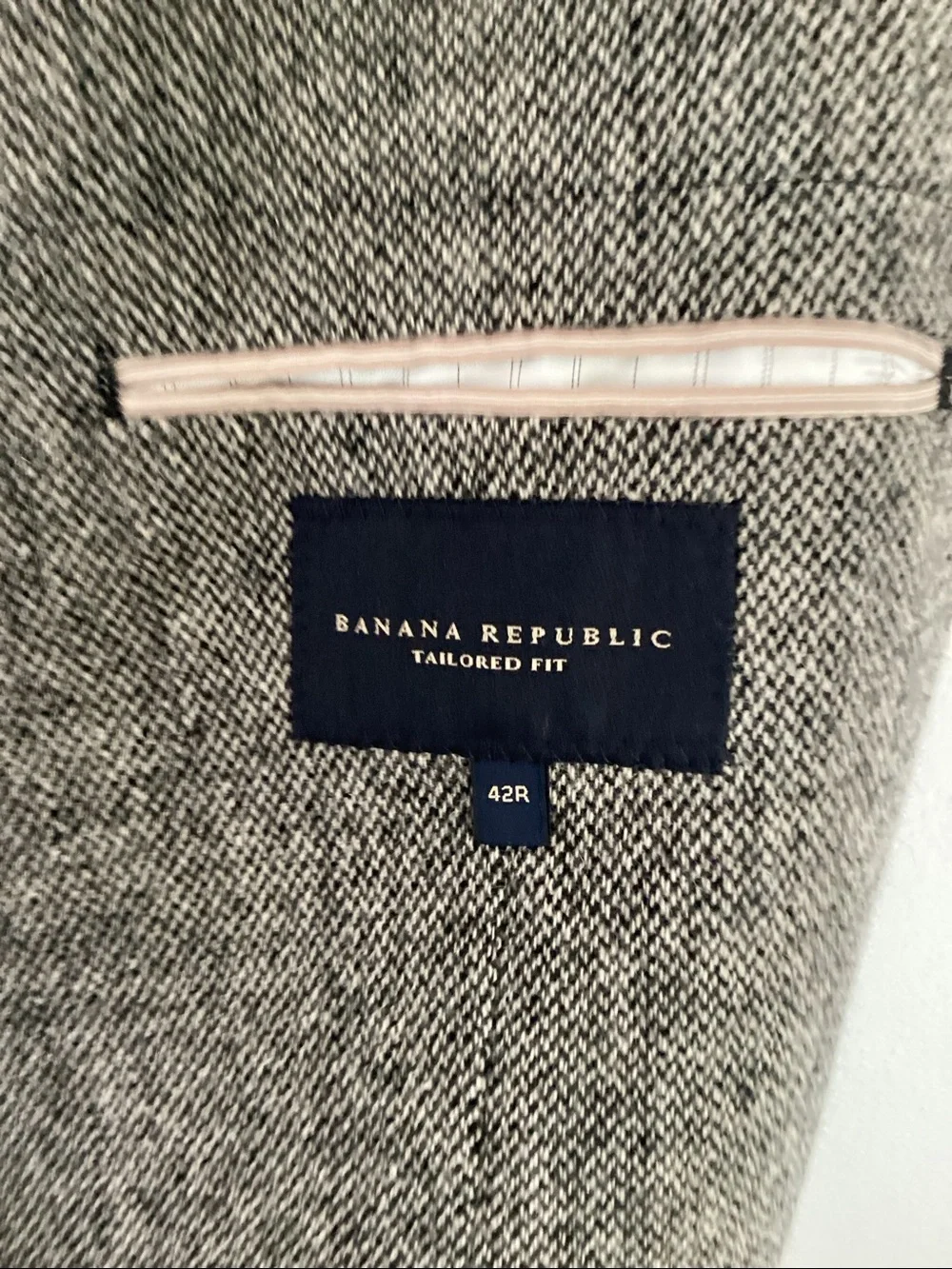 Banana Republic Men's Gray Herringbone Wool-Blend Blazer